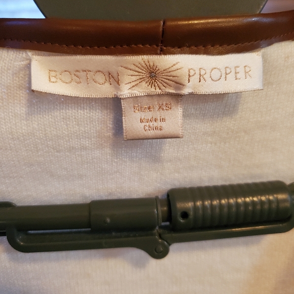 Cardigan - Picture 3 of 3